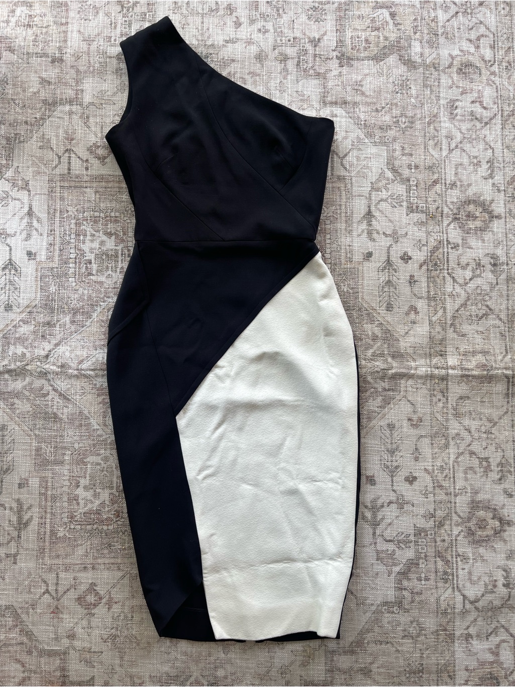 Victoria Beckham Black And White One-Shoulder Sheath Dress